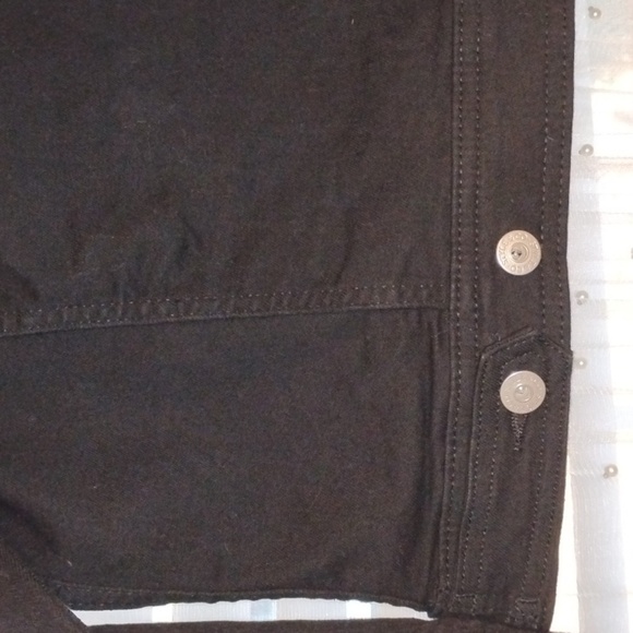 Style & Co. Women's Classic Black Denim Jacket, Size: PM - Picture 9 of 12